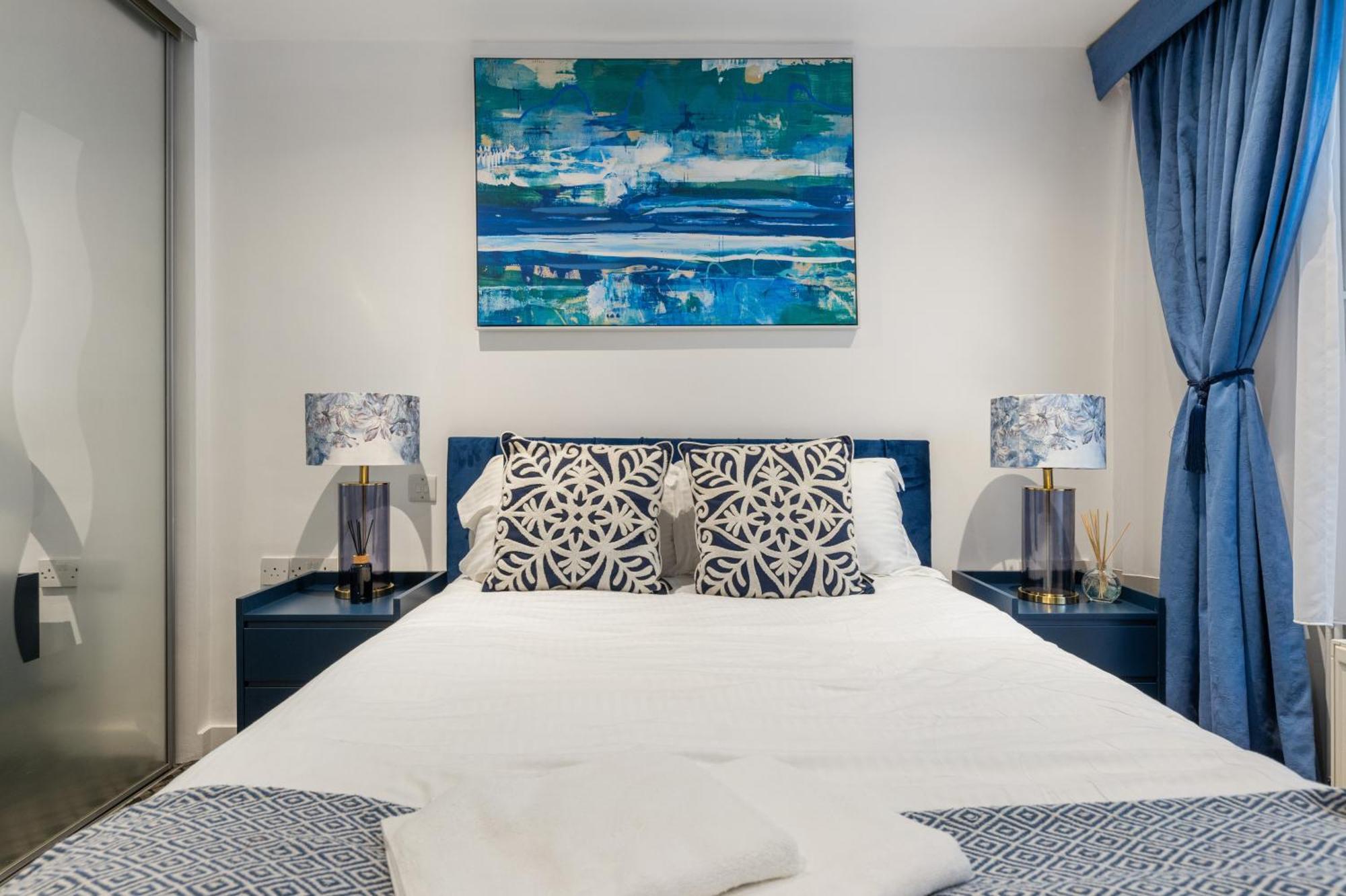 Westminster Classic Massionette Apartment London